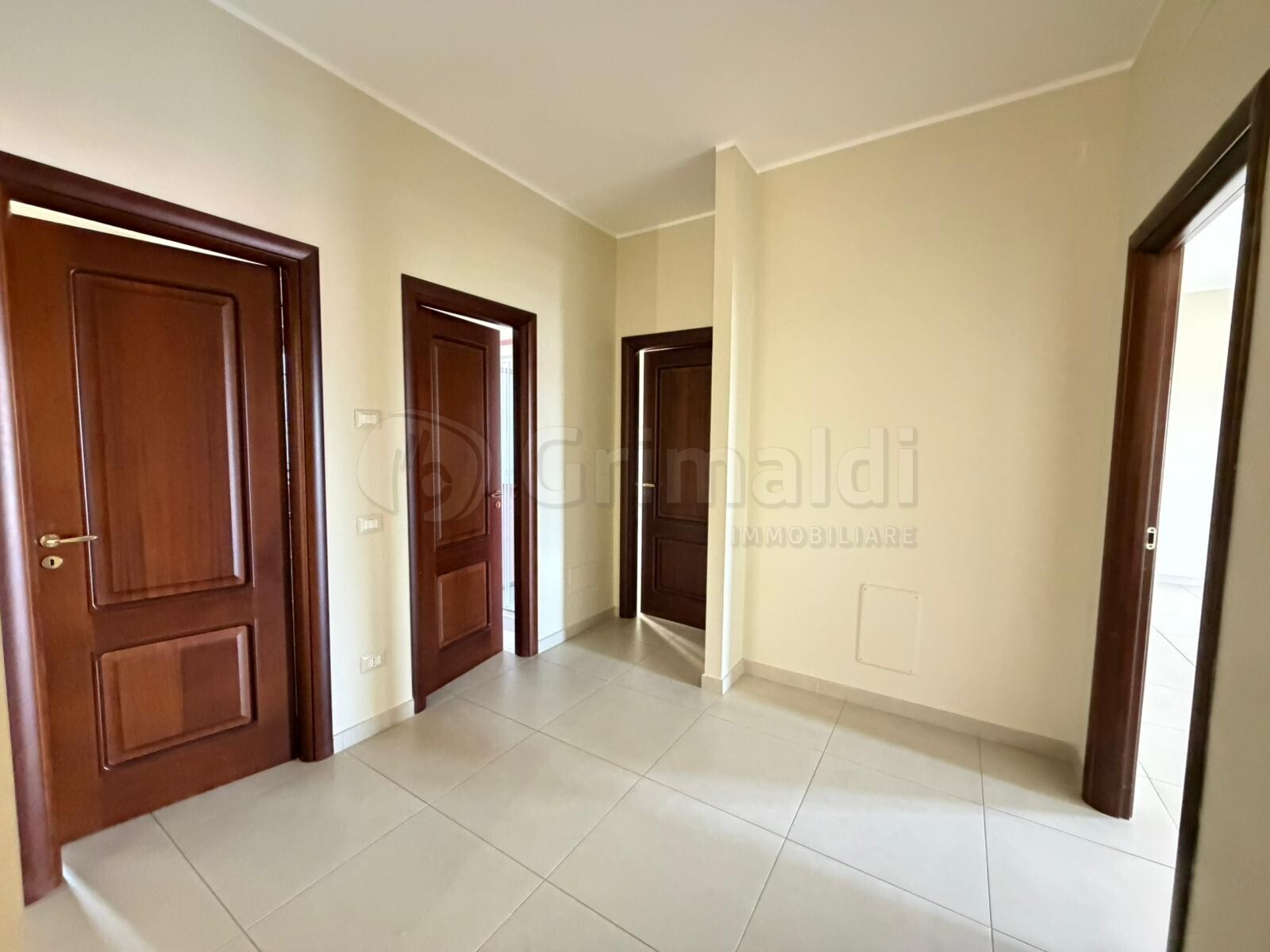Trilocale in affitto a Giugliano in Campania