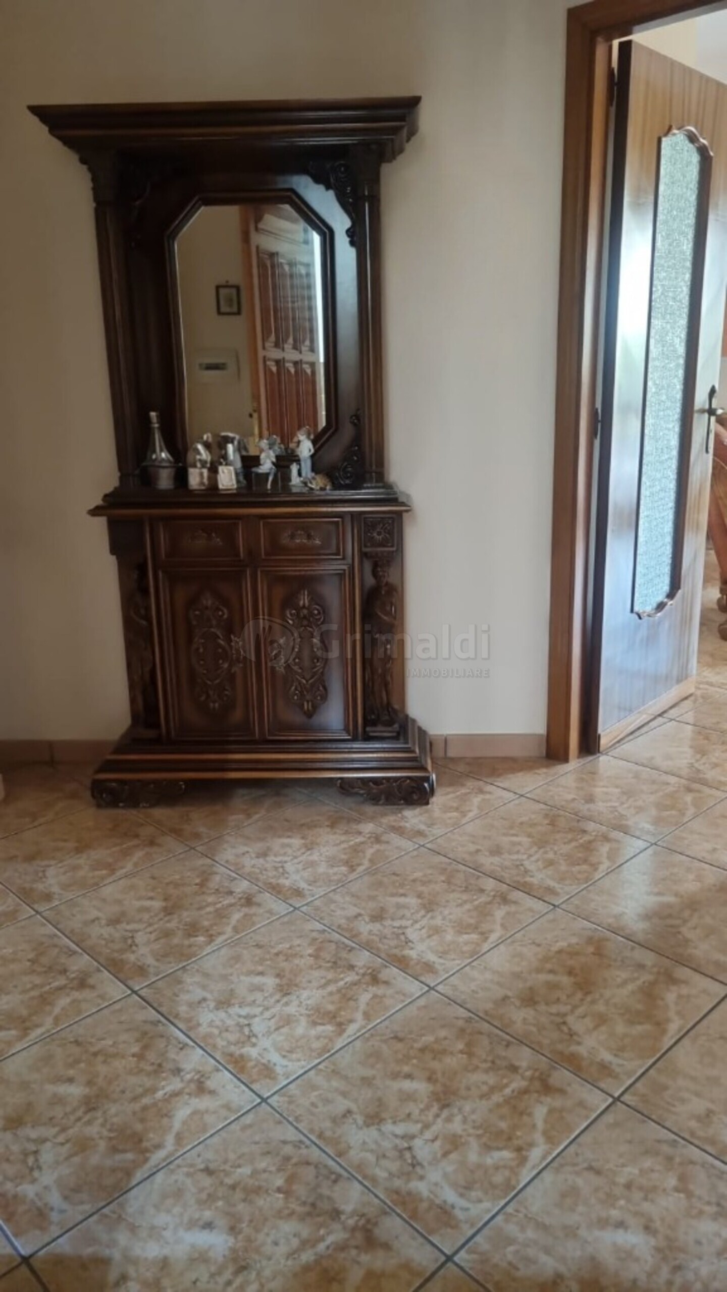 Quadrilocale con terrazzo a Gricignano di Aversa
