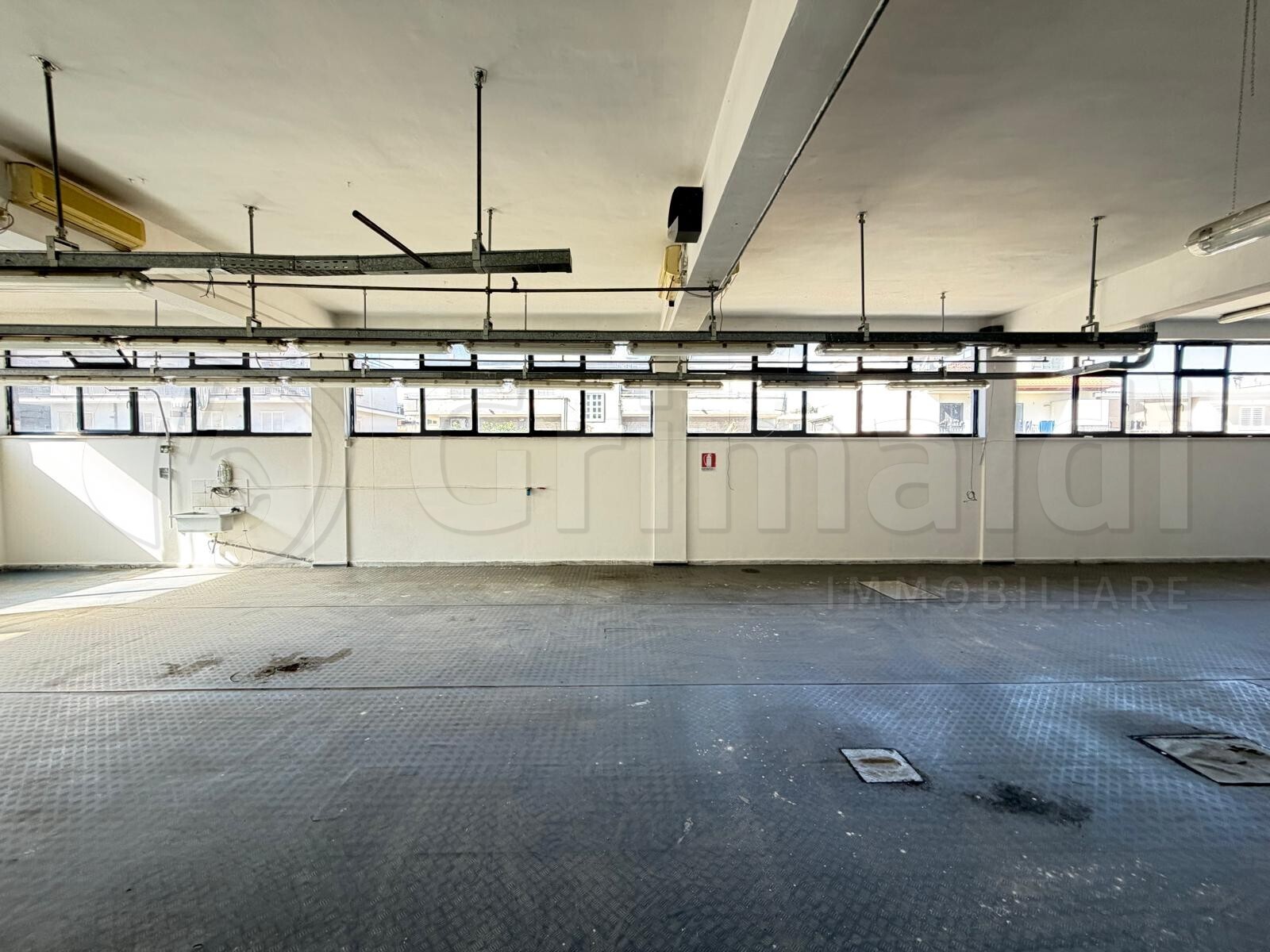 Laboratorio in vendita a Melito di Napoli
