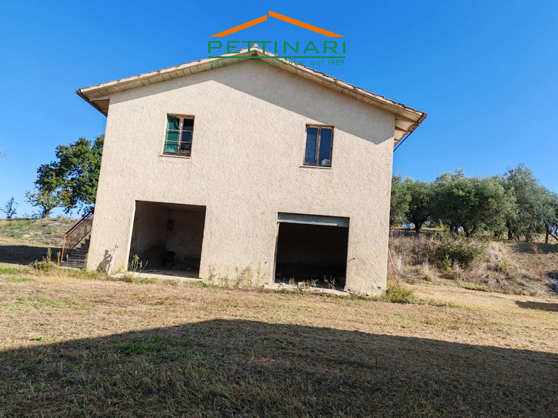 Rustico/Casale in vendita a Recanati