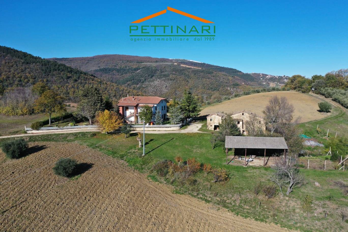 Rustico/Casale in vendita a Treia