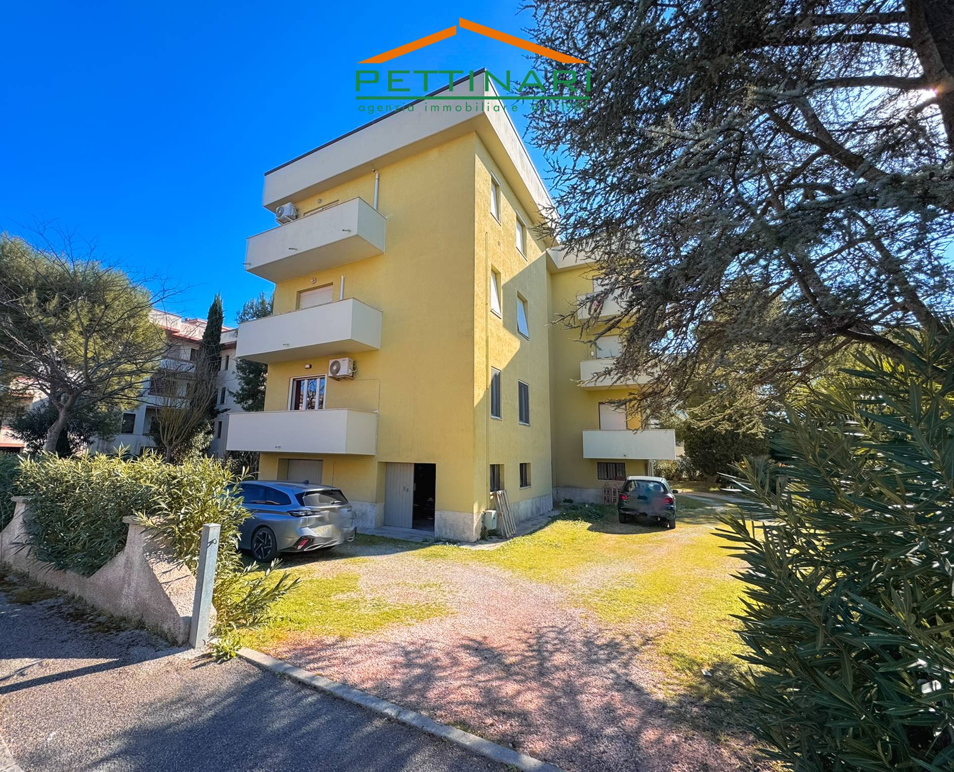 Appartamento in vendita a Porto Recanati, Quartiere Nord - Scossicci