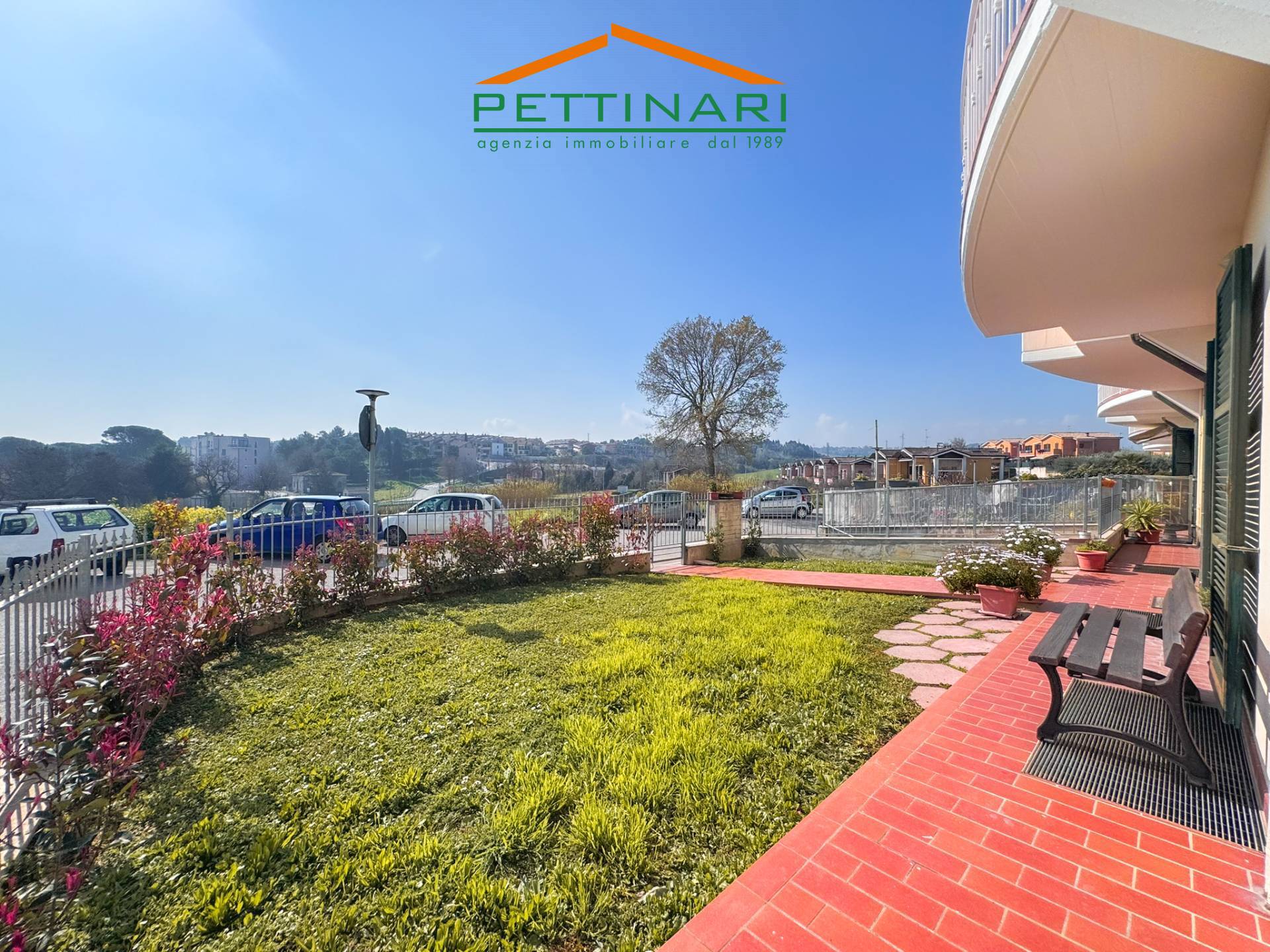 Appartamento in vendita a Porto Recanati, Quartiere Ovest - Grotte - Montarice