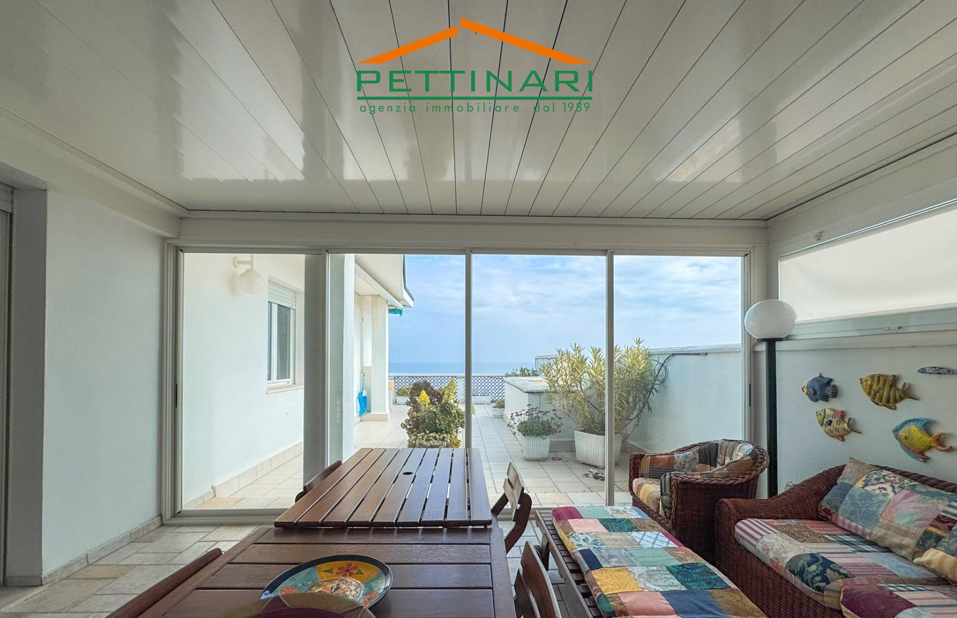 Mansarda/Attico in vendita a Porto Recanati, Prima fila sul Mare