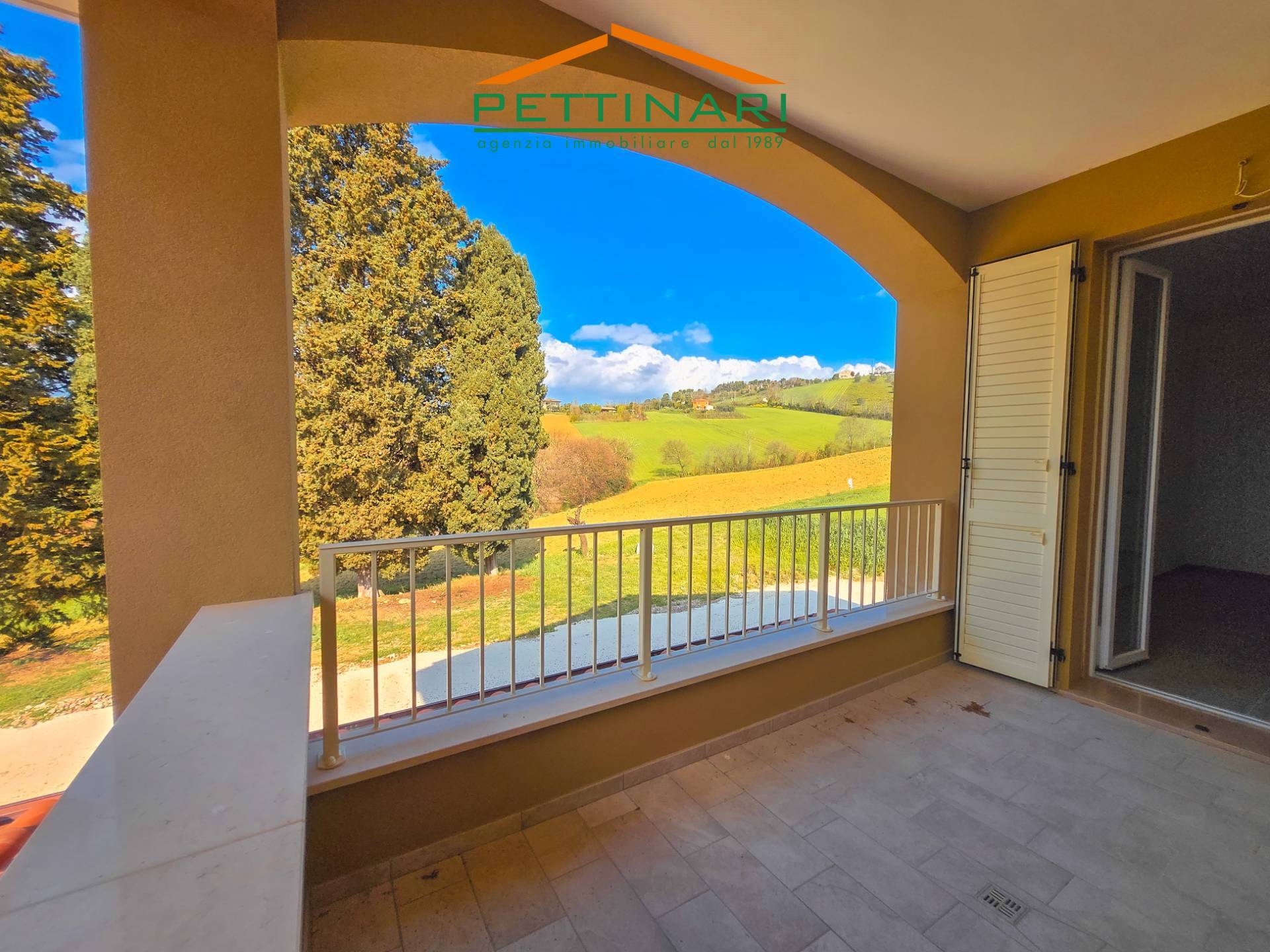 Villa in vendita a Potenza Picena