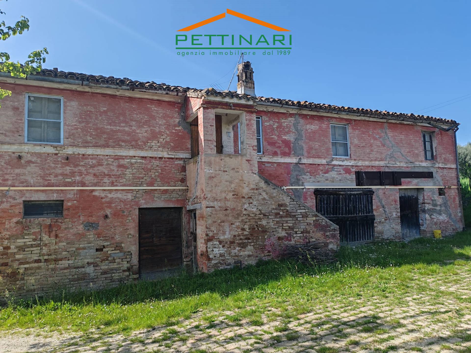 Rustico/Casale in vendita a Recanati