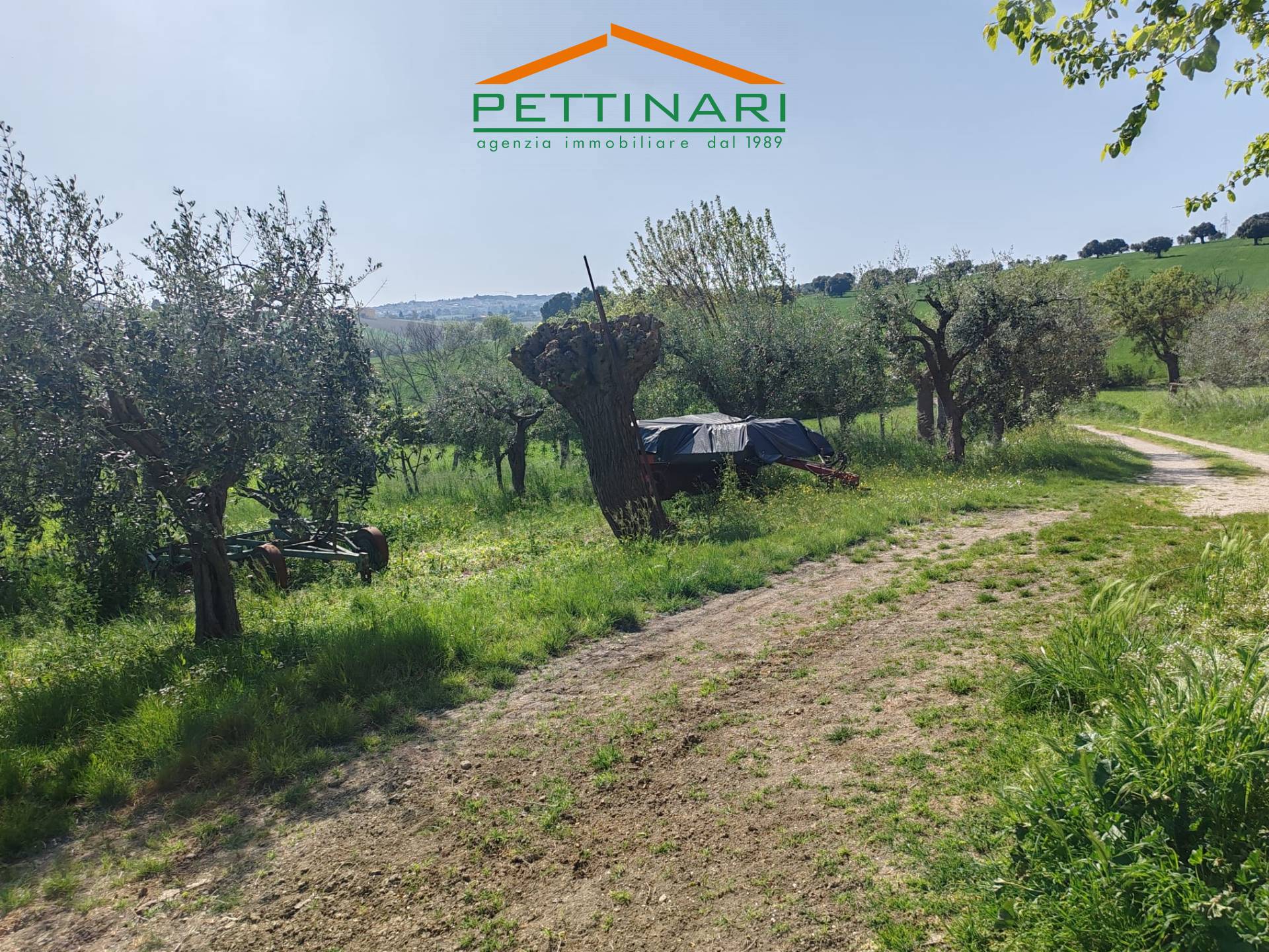 Rustico/Casale in vendita a Recanati