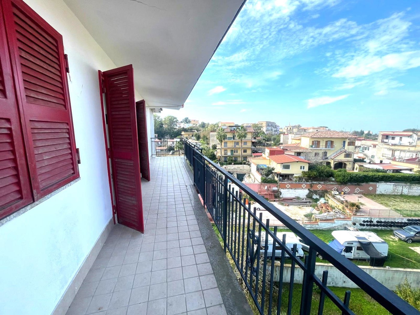 Quadrilocale in vendita a Napoli