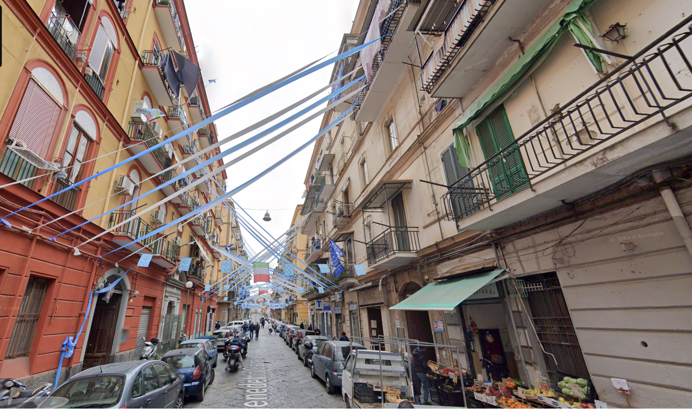 Bilocale in vendita a Napoli