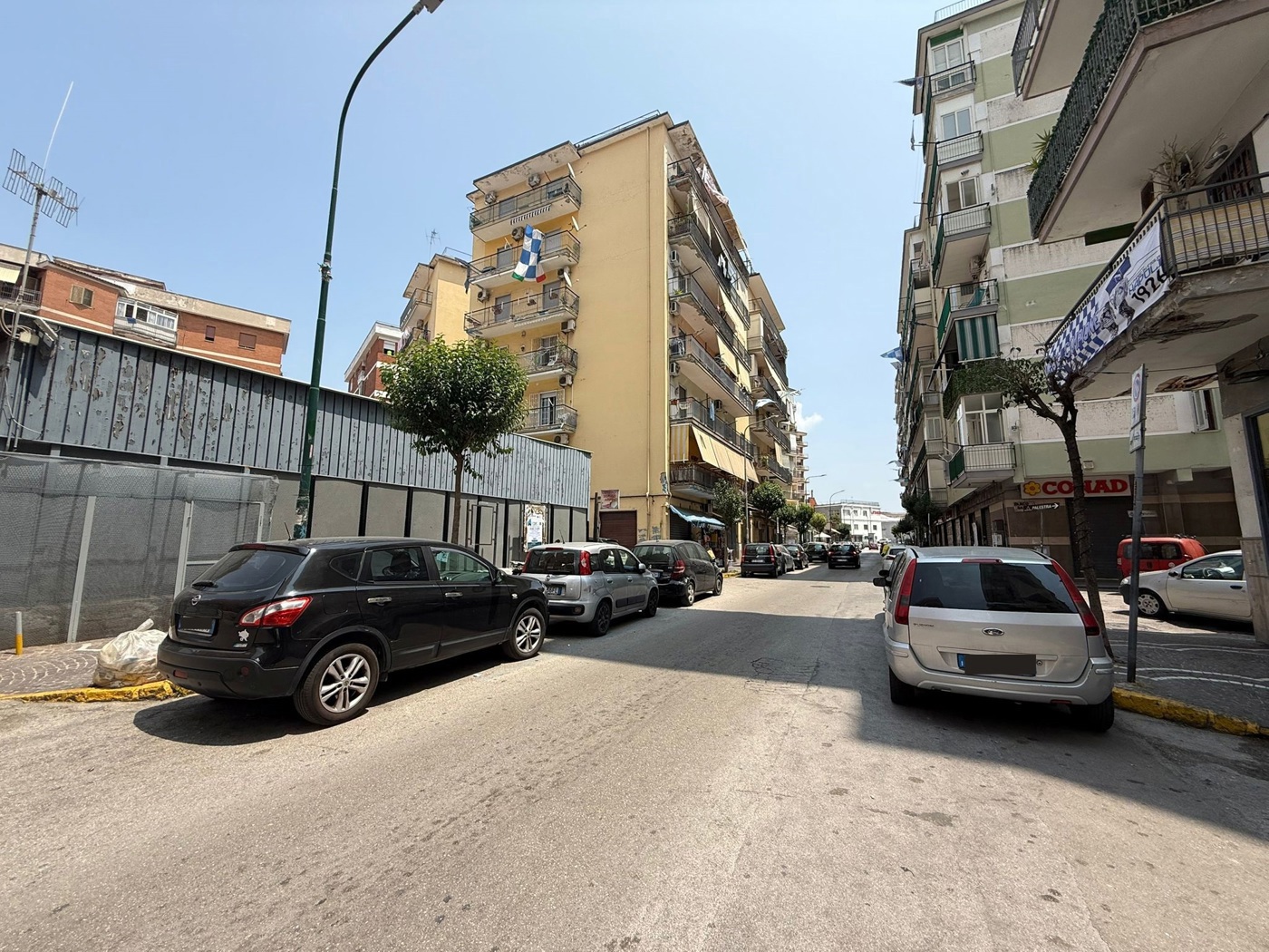 Negozio in affitto a Casoria