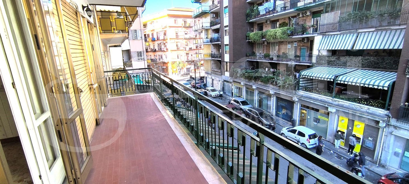 Trilocale in affitto a Napoli