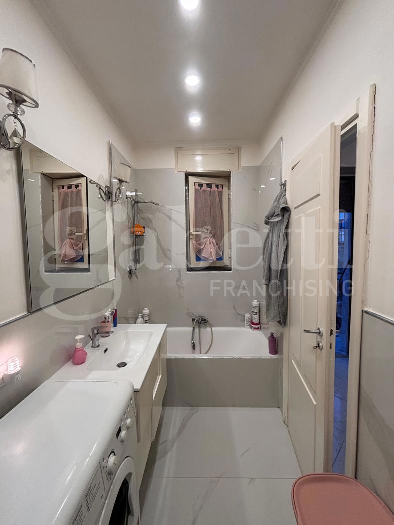 Bilocale in vendita a Napoli