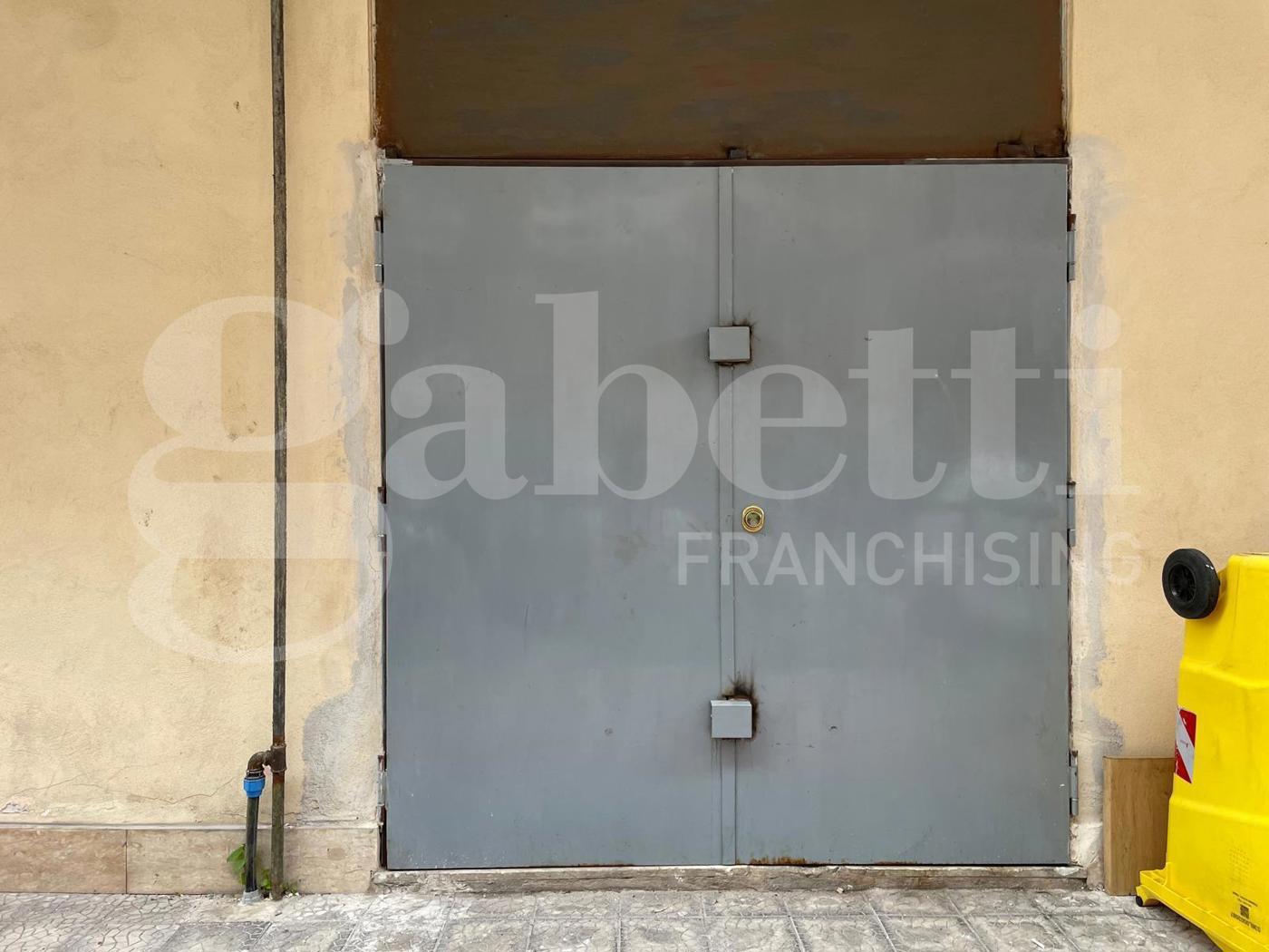 Negozio in vendita a Napoli