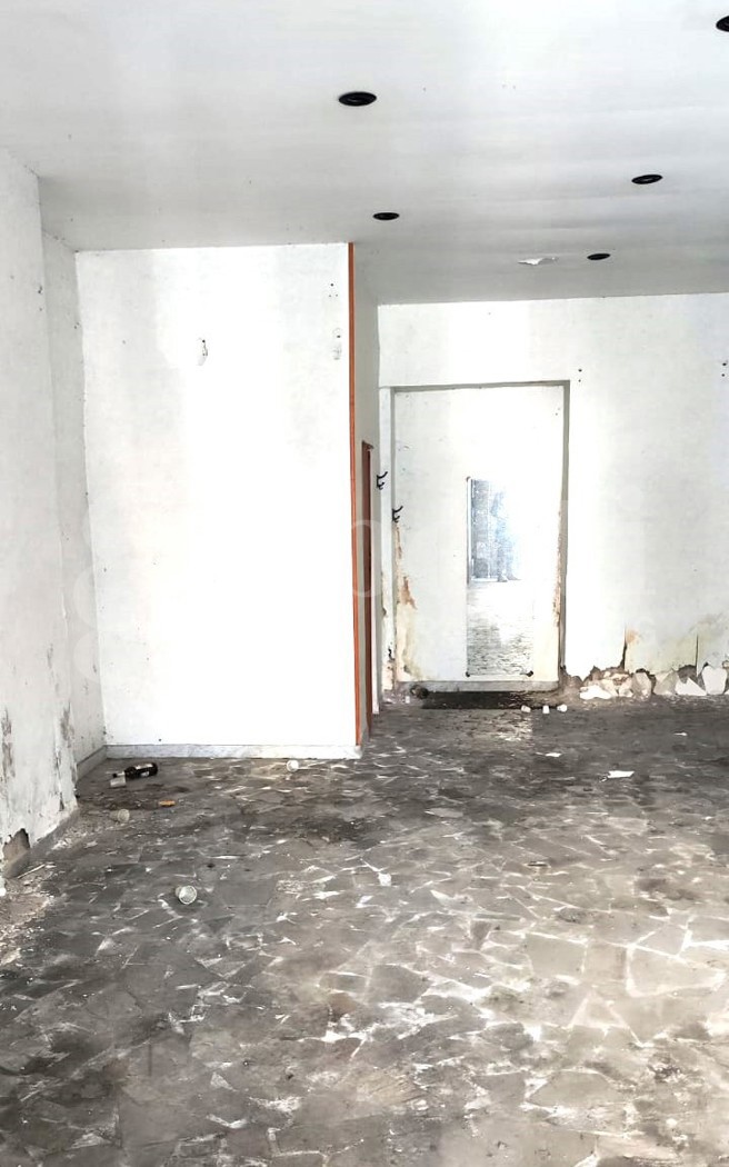 Negozio in vendita a Napoli