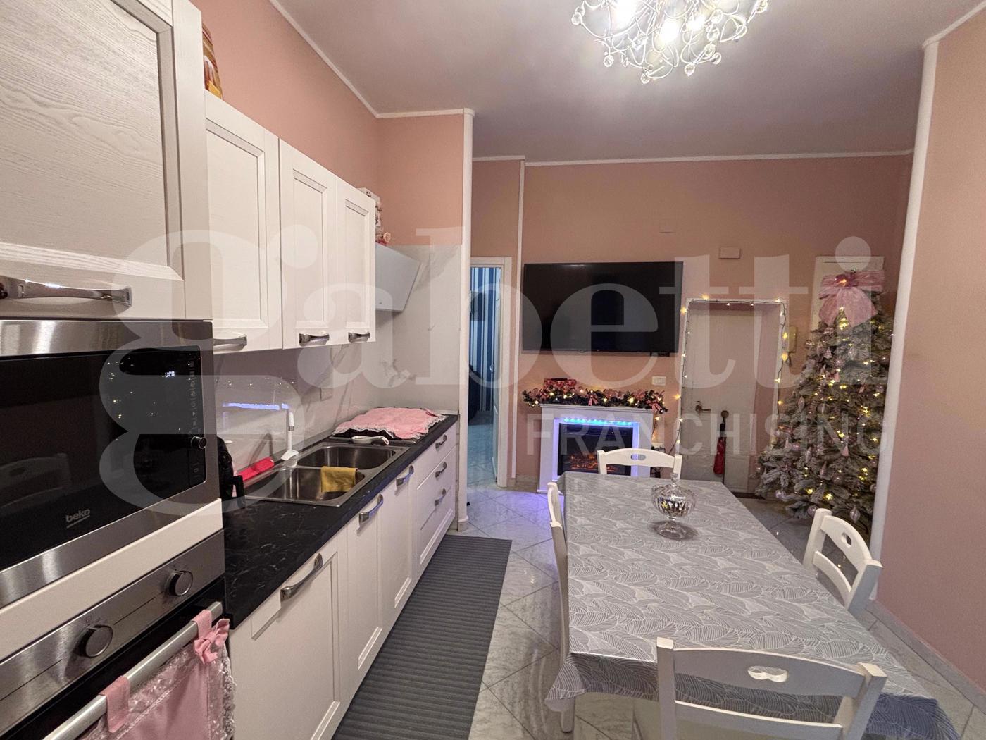 Bilocale in vendita a Napoli