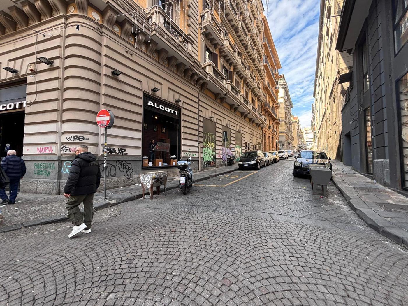 Attivit� commerciale in affitto/gestione a Napoli