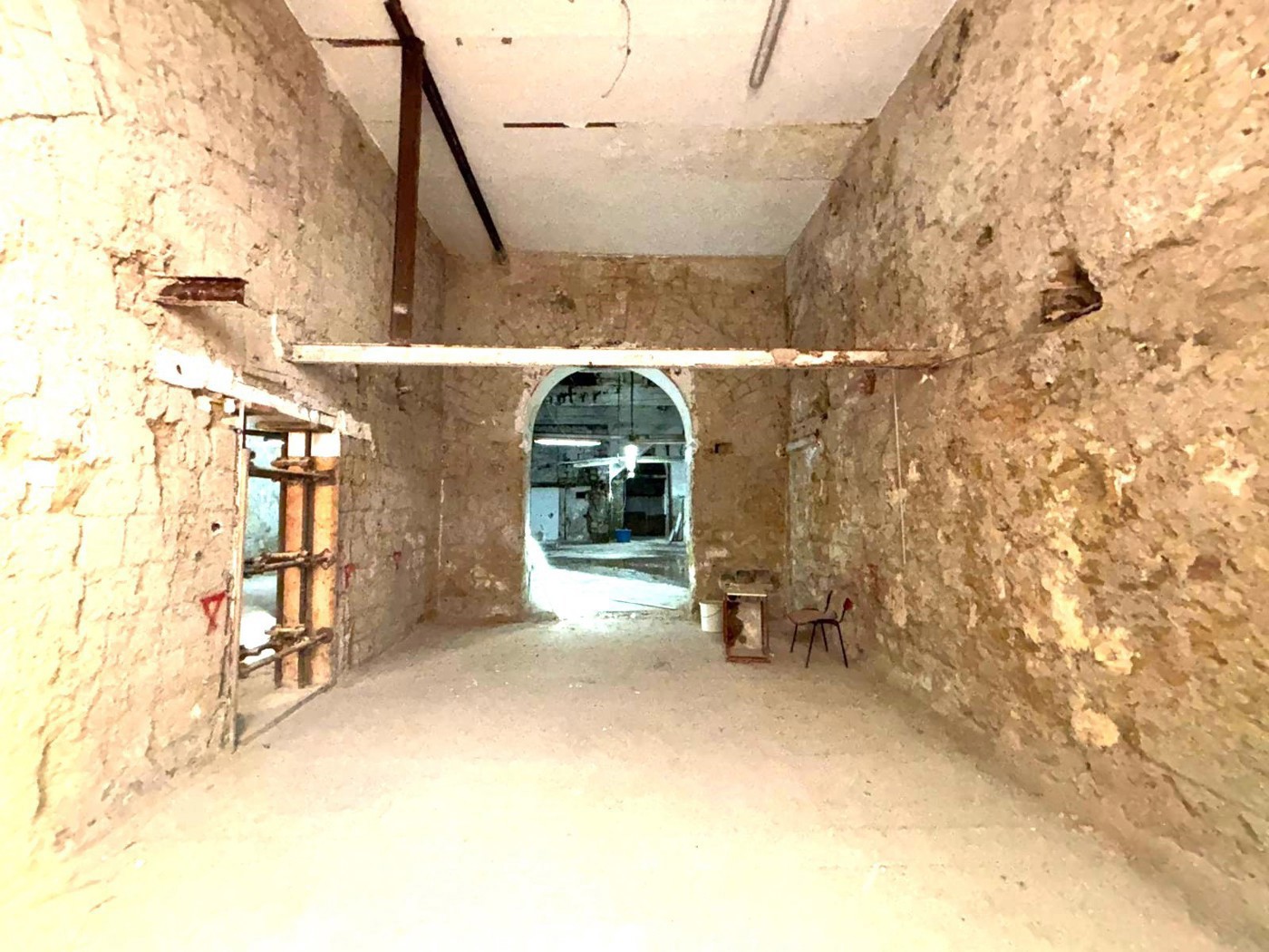 Attivit� commerciale in affitto/gestione a Napoli