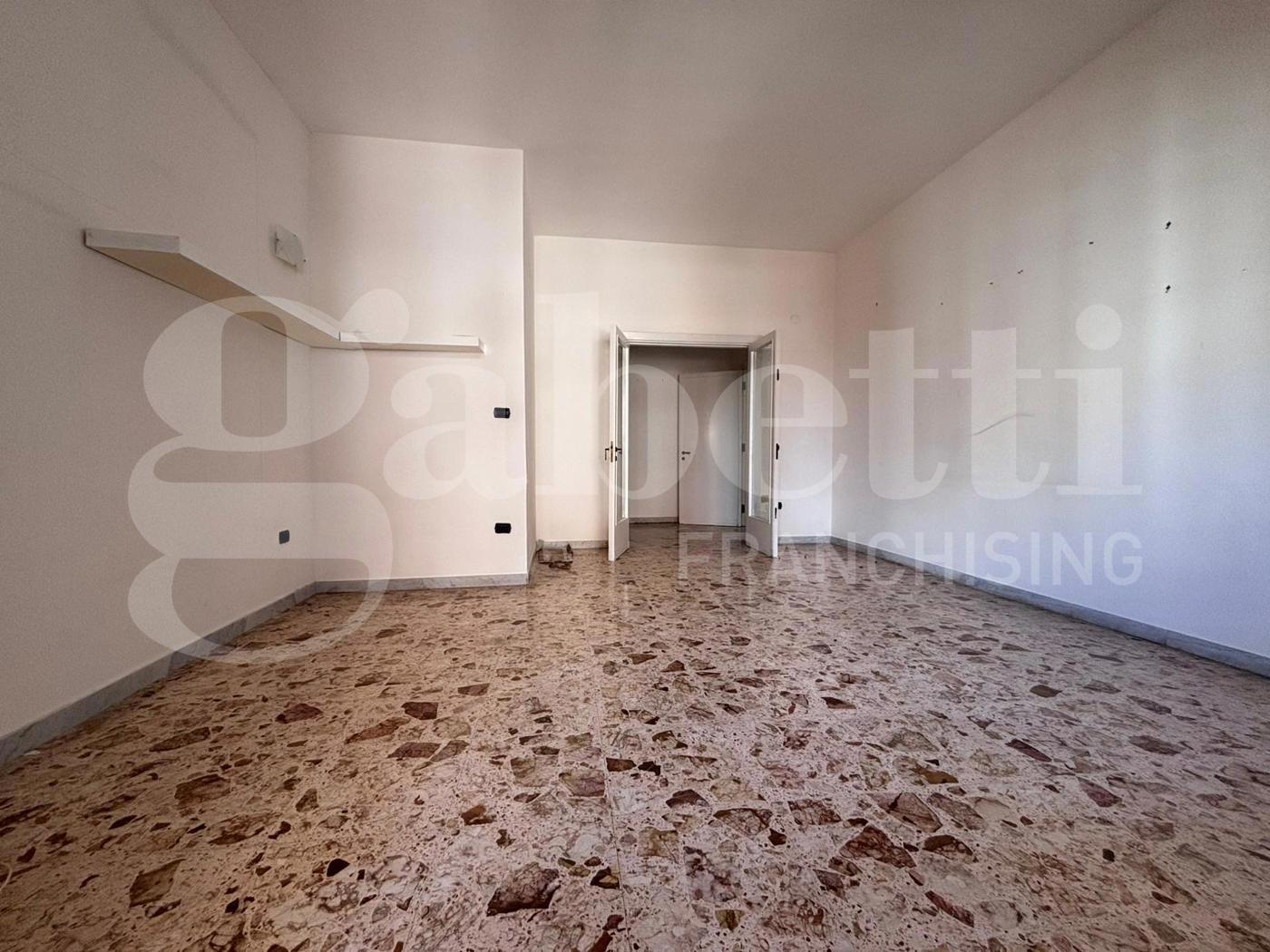 Trilocale in vendita a Napoli