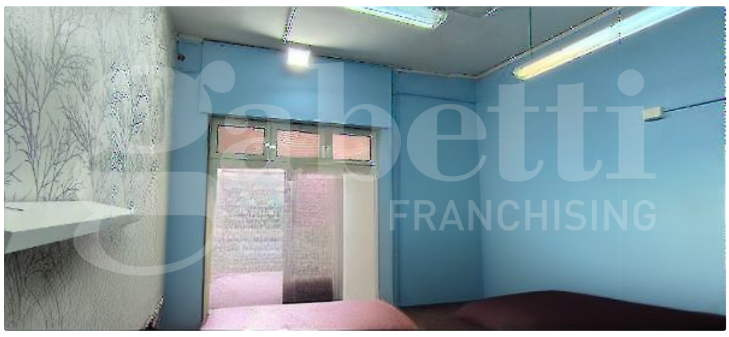 Negozio in vendita a Napoli