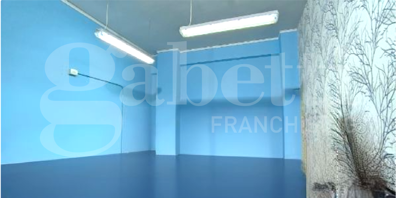 Negozio in vendita a Napoli