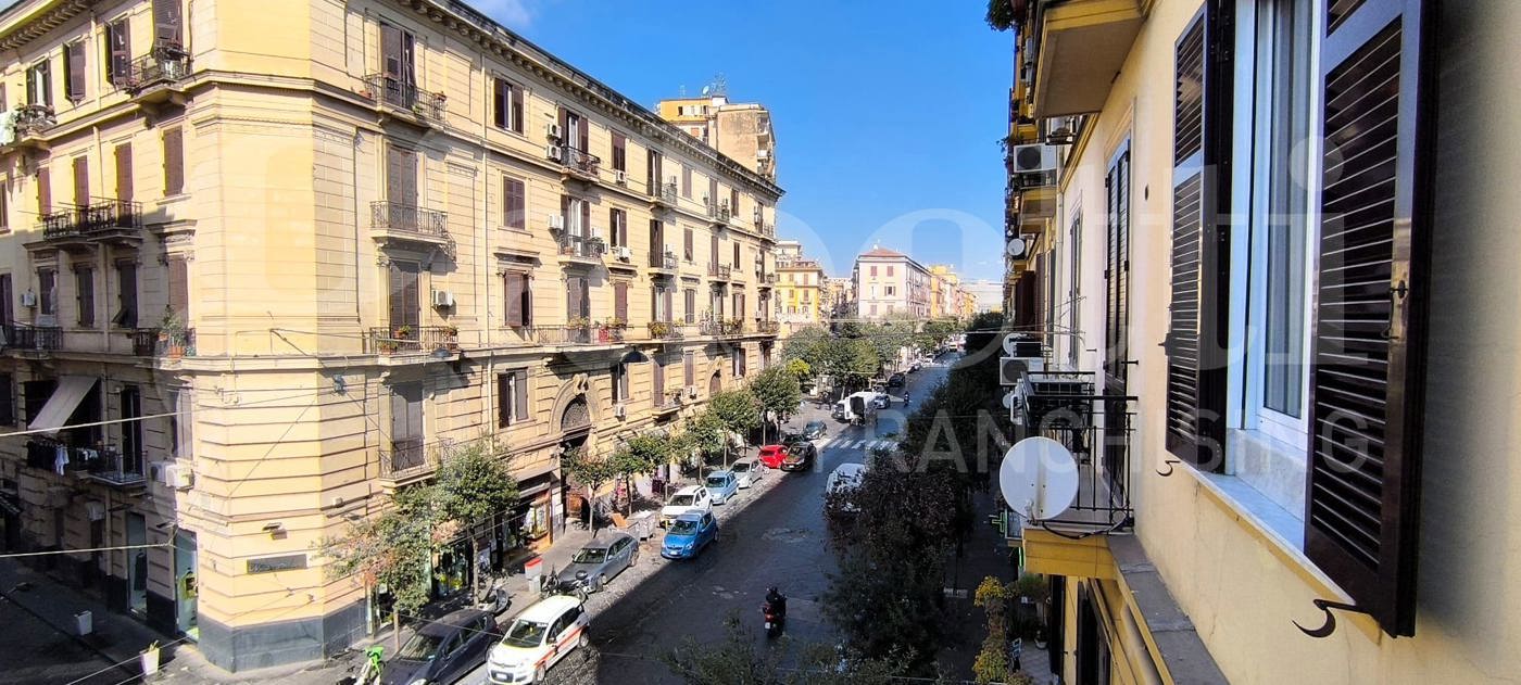 Appartamento in vendita a Napoli