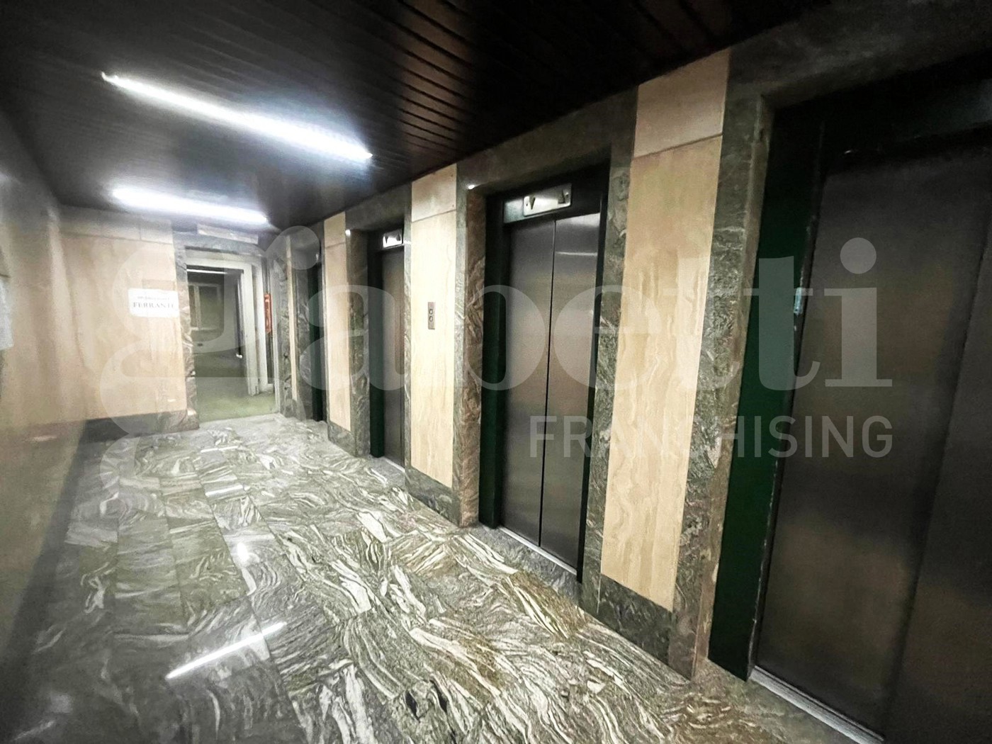 Ufficio in vendita a Napoli