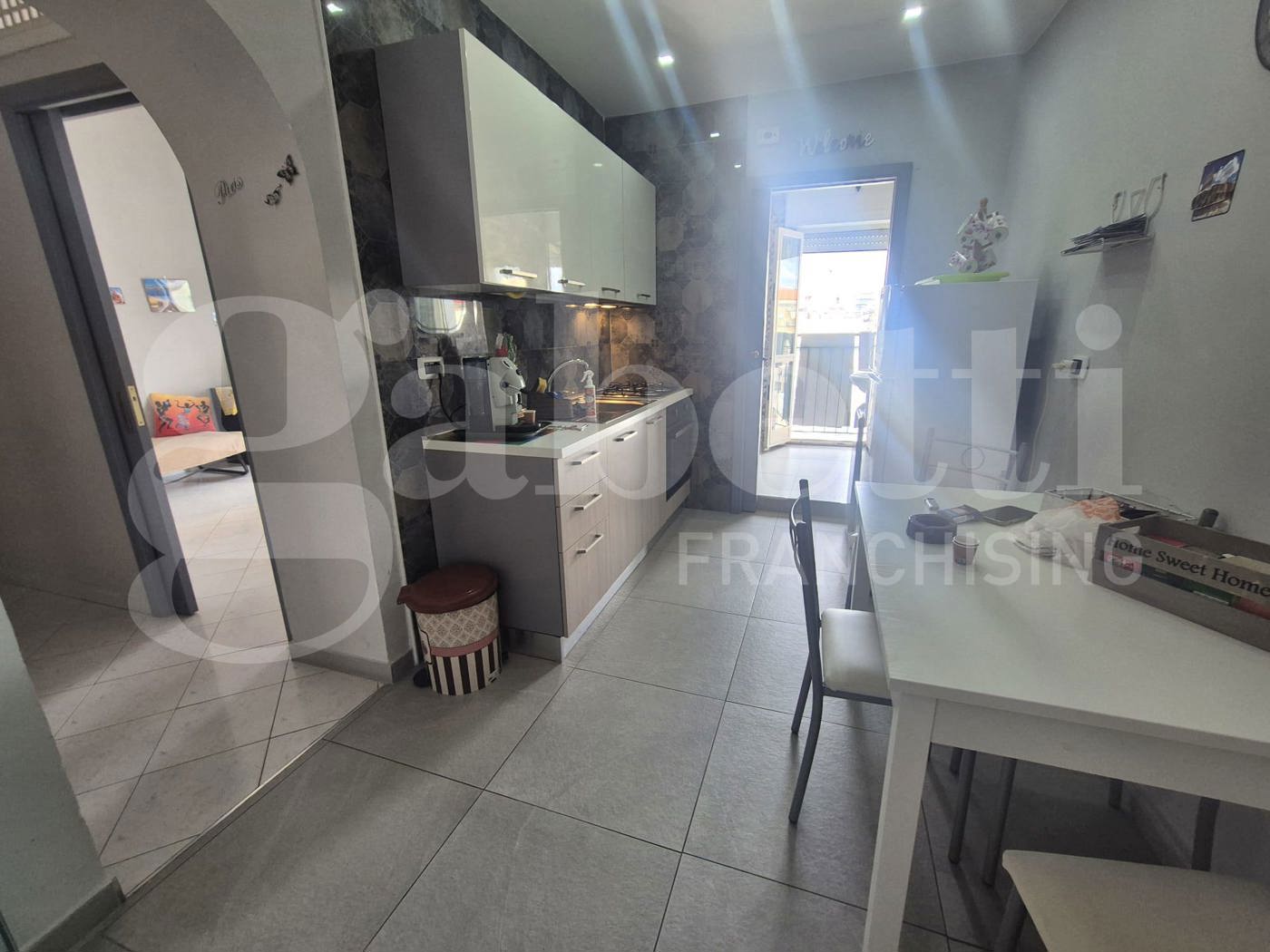 Bilocale in vendita a Napoli