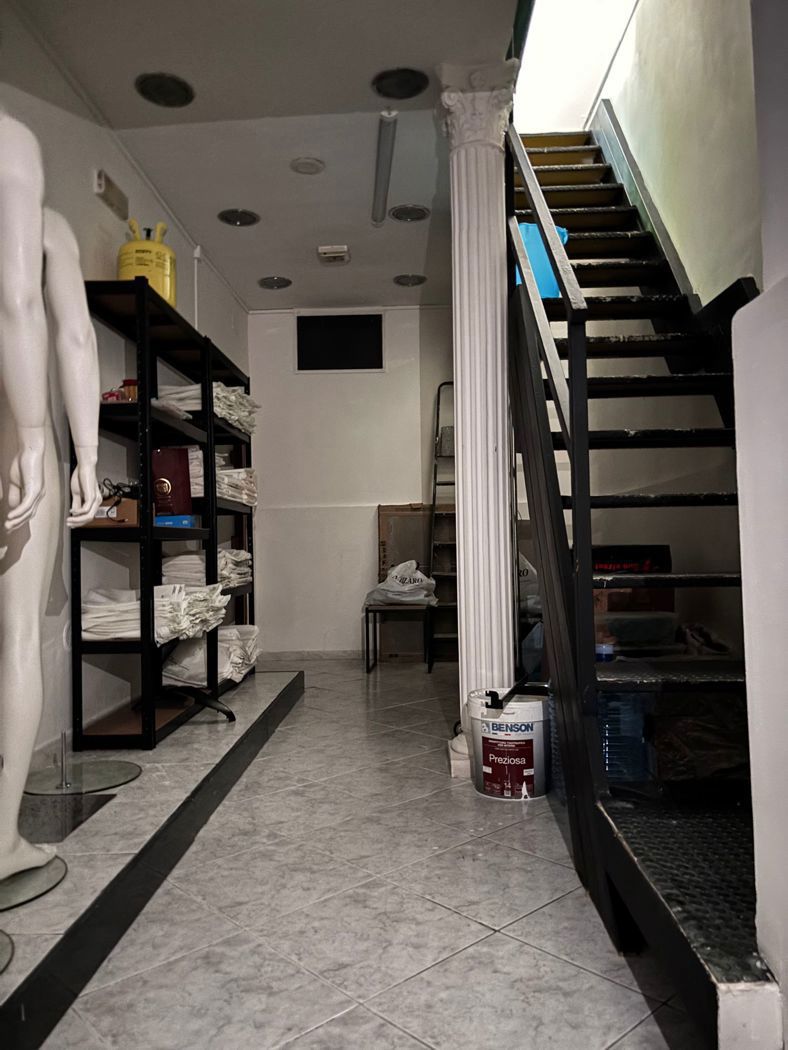 Negozio in affitto a Napoli