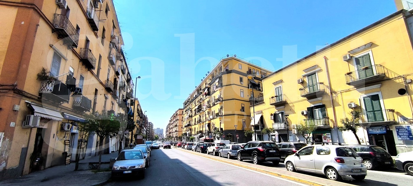 Bilocale in vendita a Napoli