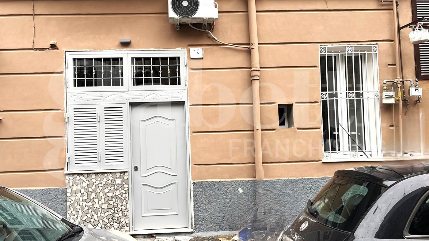 Bilocale in vendita a Napoli