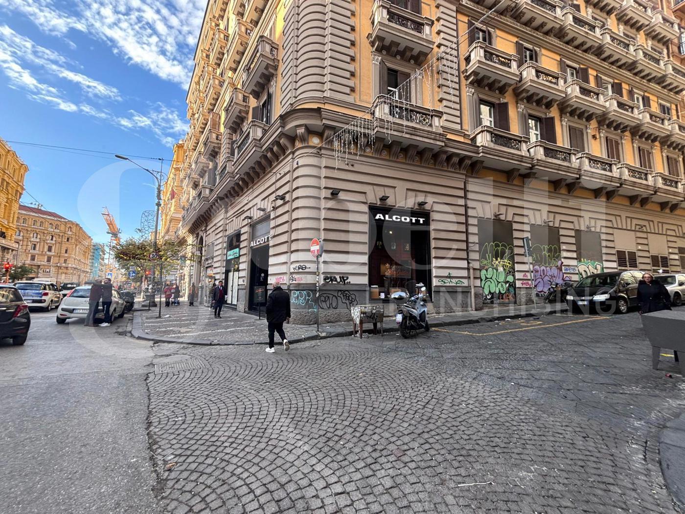 Attivit� commerciale in affitto/gestione a Napoli