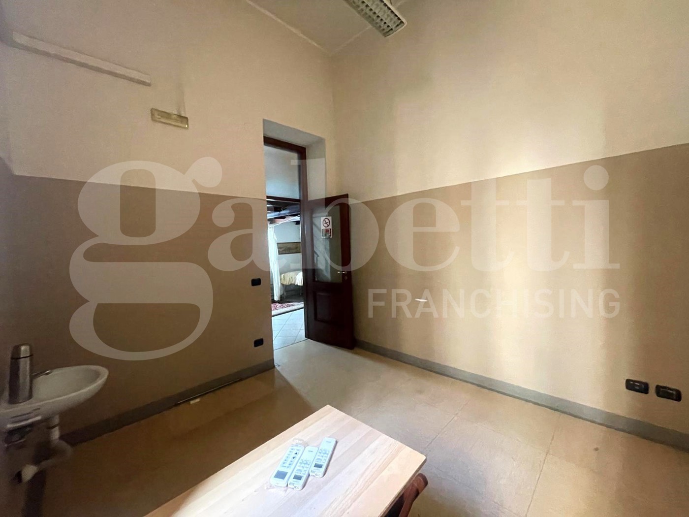 Ufficio in affitto a Napoli