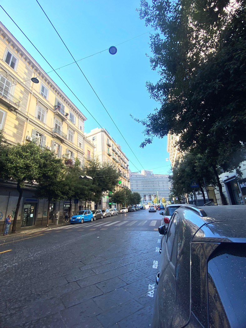 Quadrilocale in vendita a Napoli