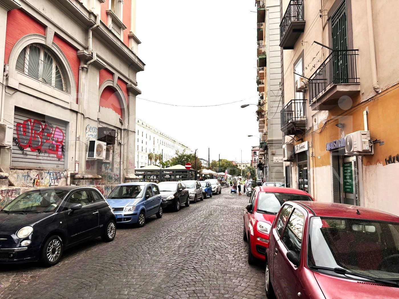 Negozio in vendita a Napoli