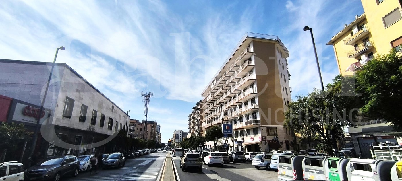 Trilocale in affitto a Napoli