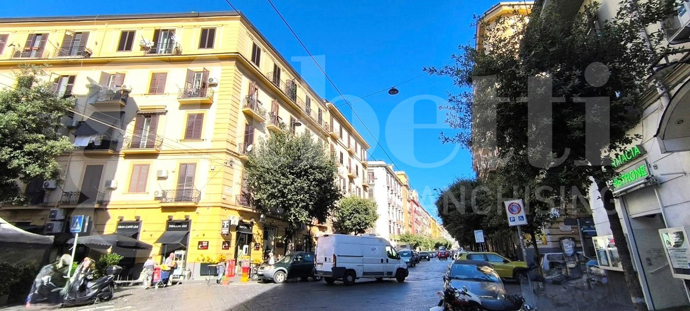 Vendita Appartamento in vendita ristrutturato a Napoli