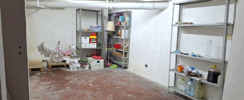 Box/Garage 25mq in affitto a Napoli