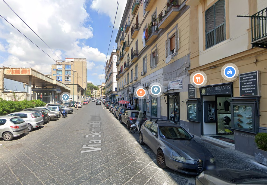 Trilocale arredato in affitto a Napoli