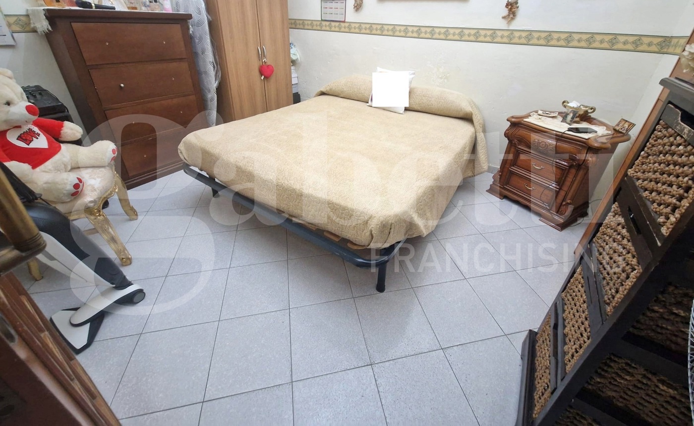 Bilocale in vendita a Torre Annunziata