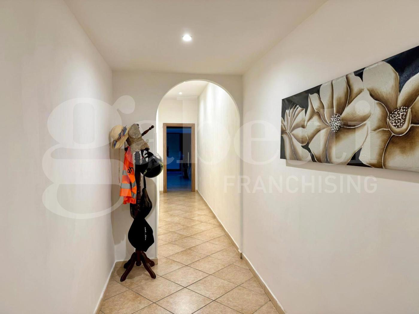 Quadrilocale in vendita a Napoli