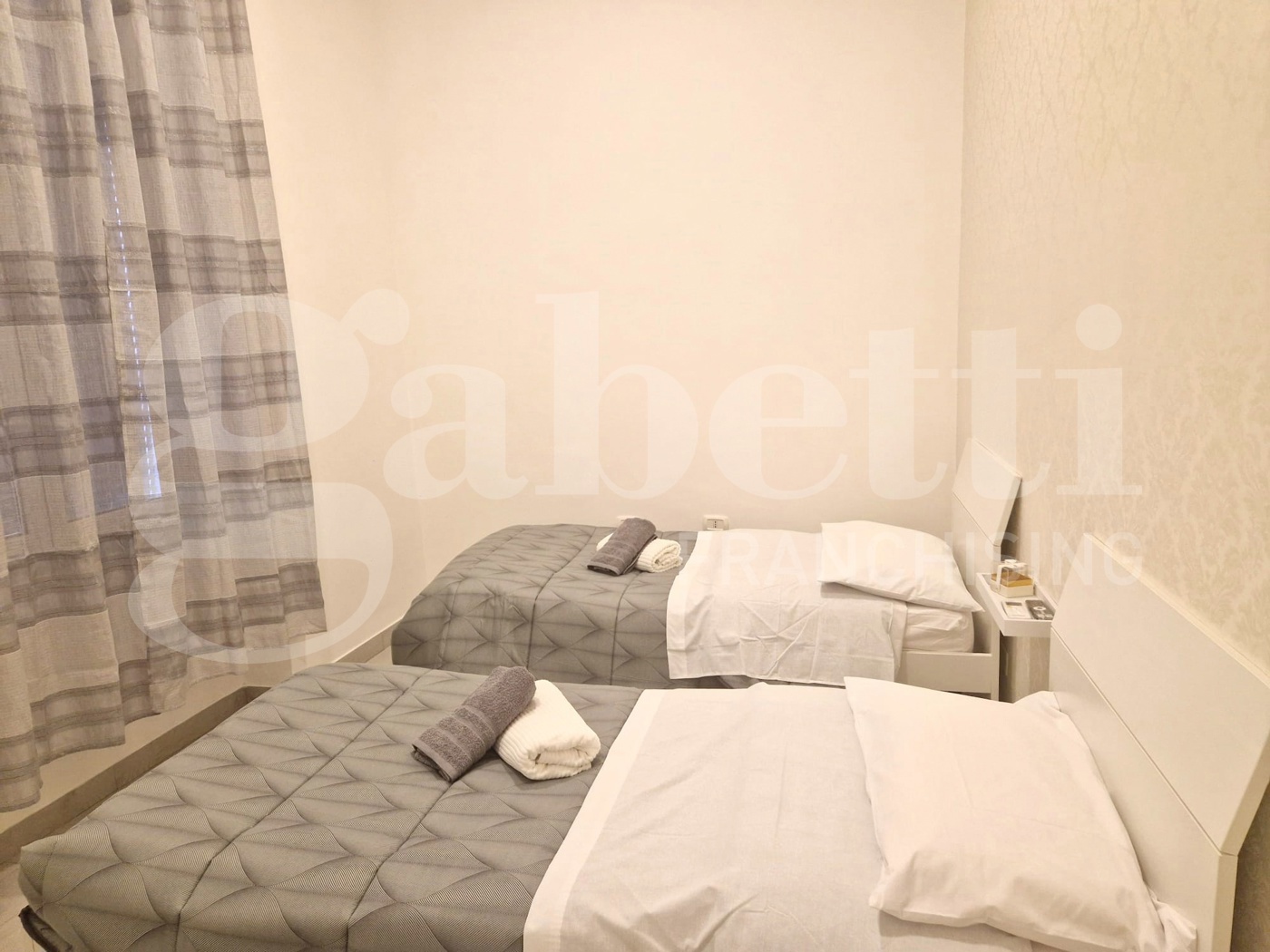 Bilocale arredato in affitto a Napoli