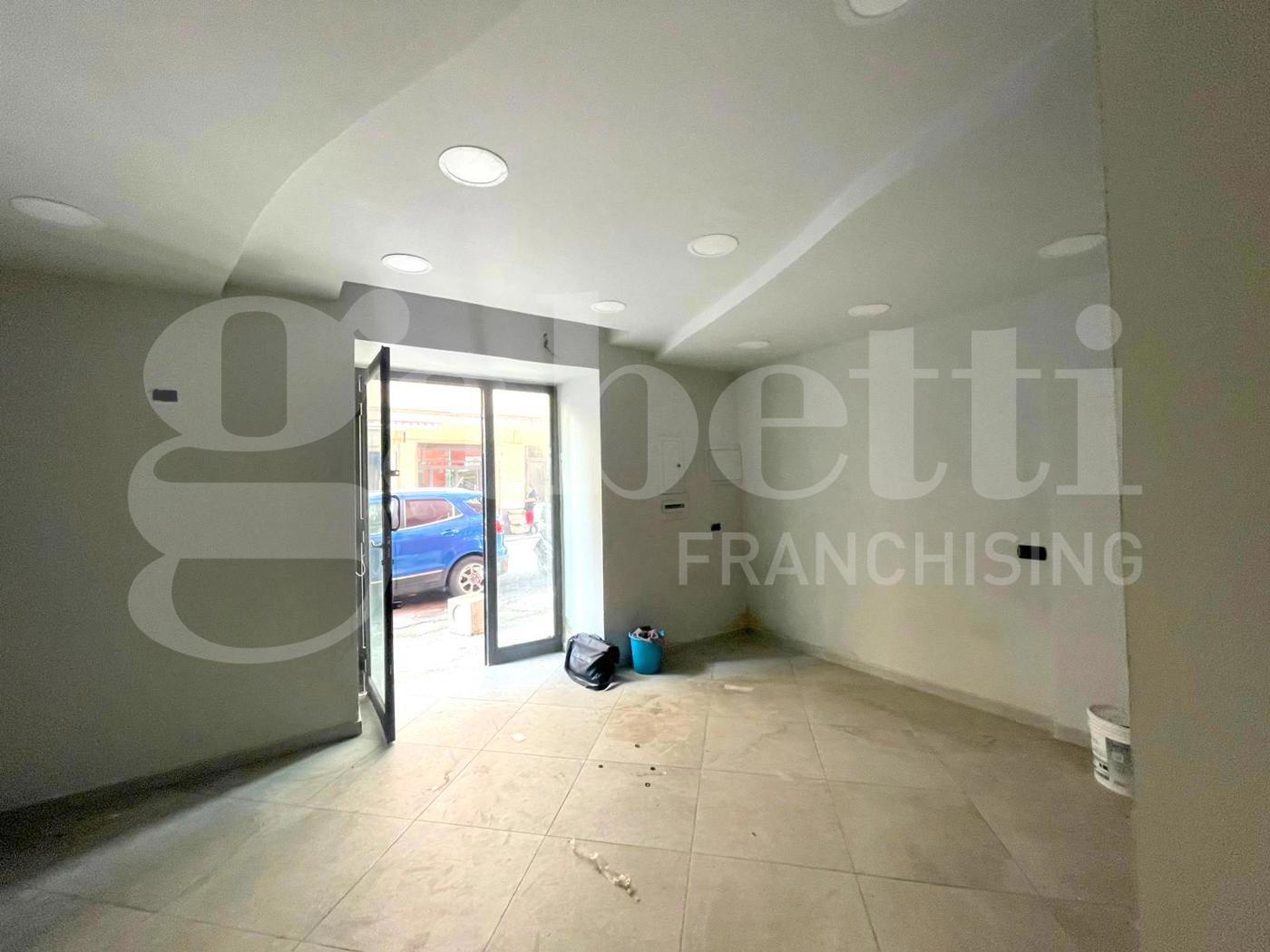 Negozio in vendita a Napoli