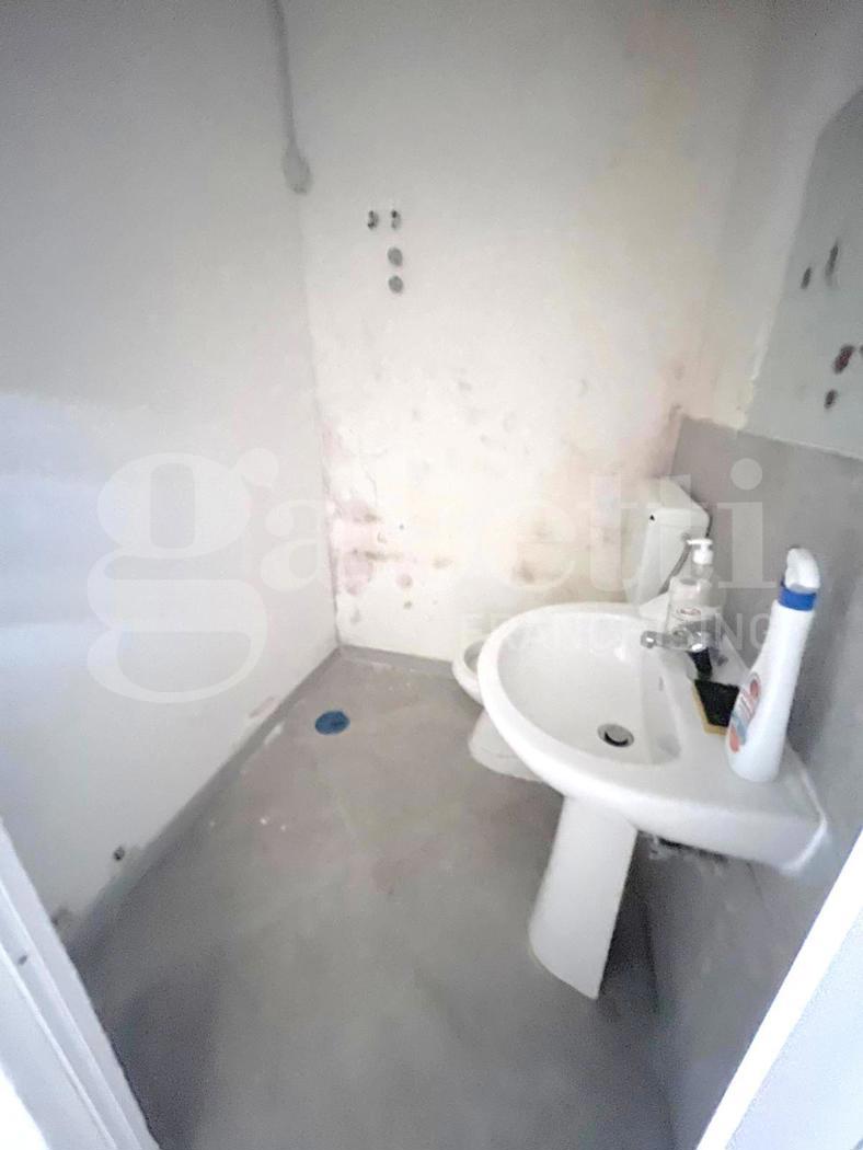 Negozio in vendita a Napoli