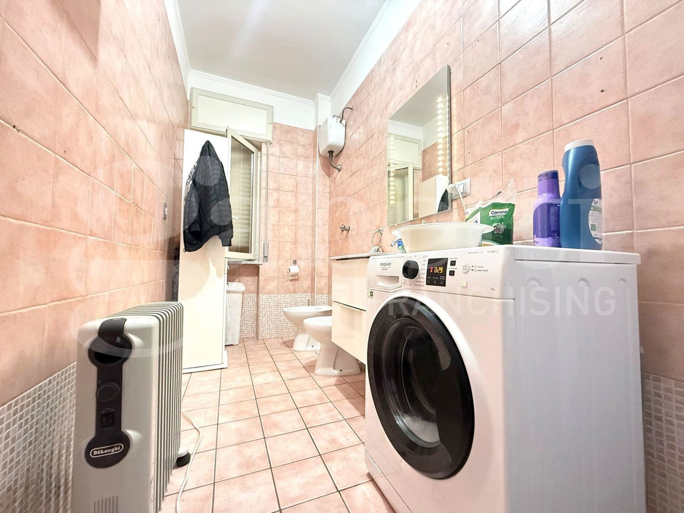 Bilocale ristrutturato a Napoli