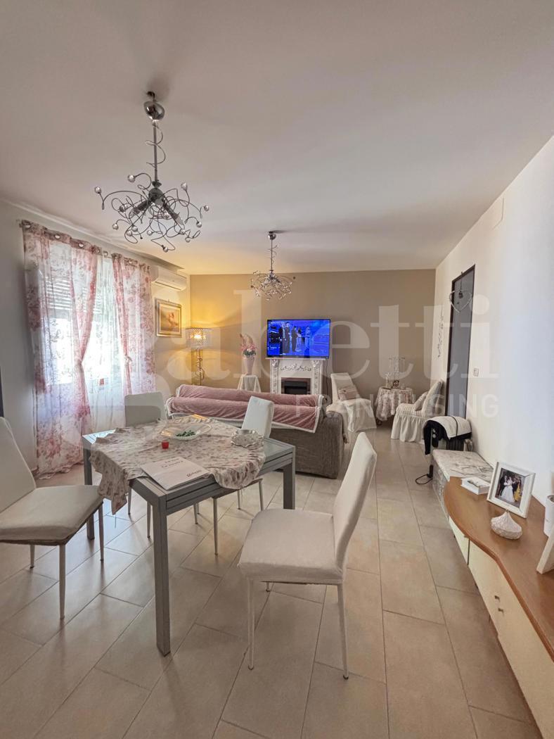 Bilocale ristrutturato a Napoli