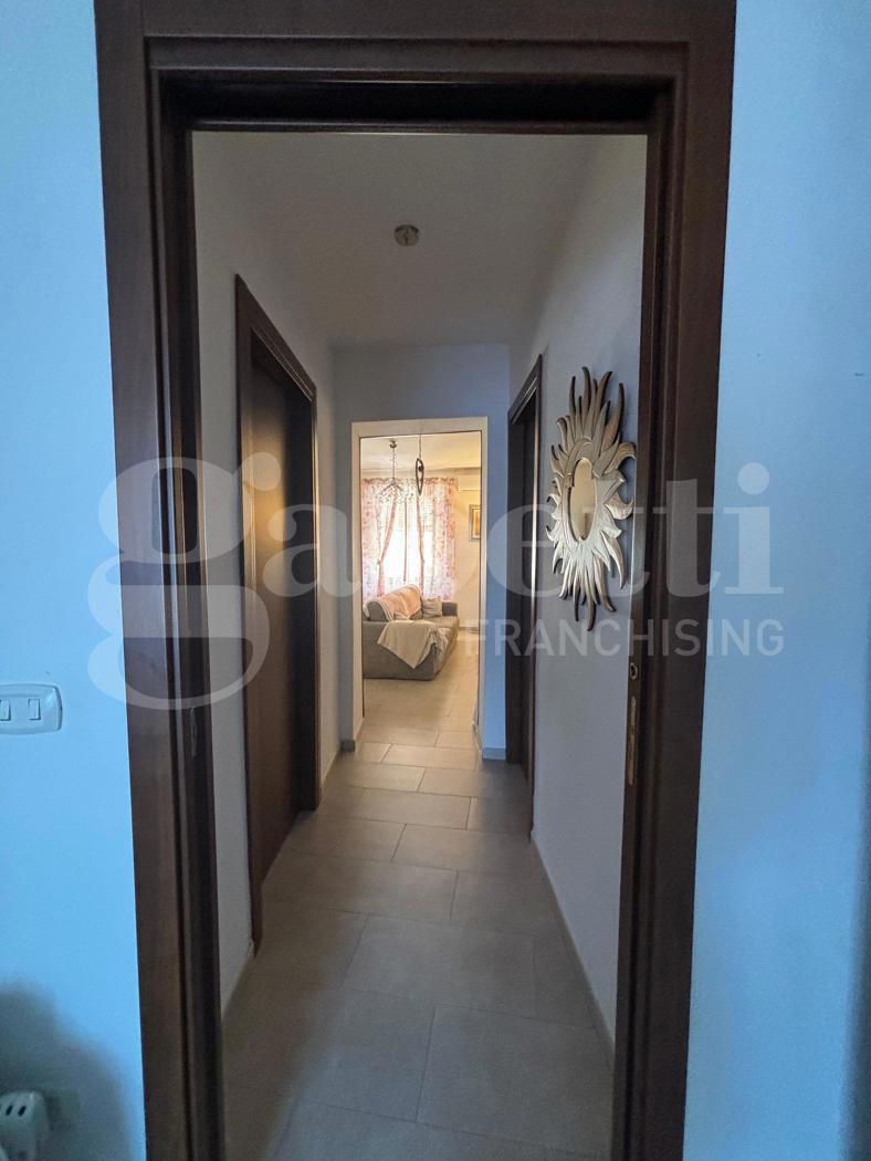 Bilocale ristrutturato a Napoli