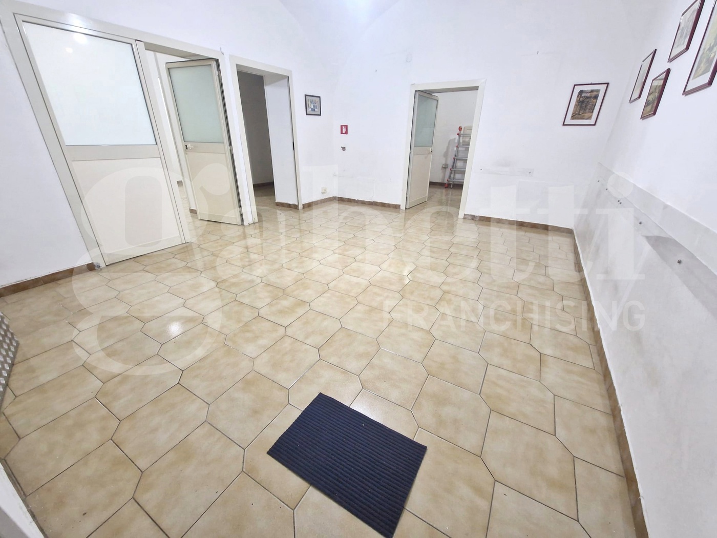 Bilocale in vendita a Napoli