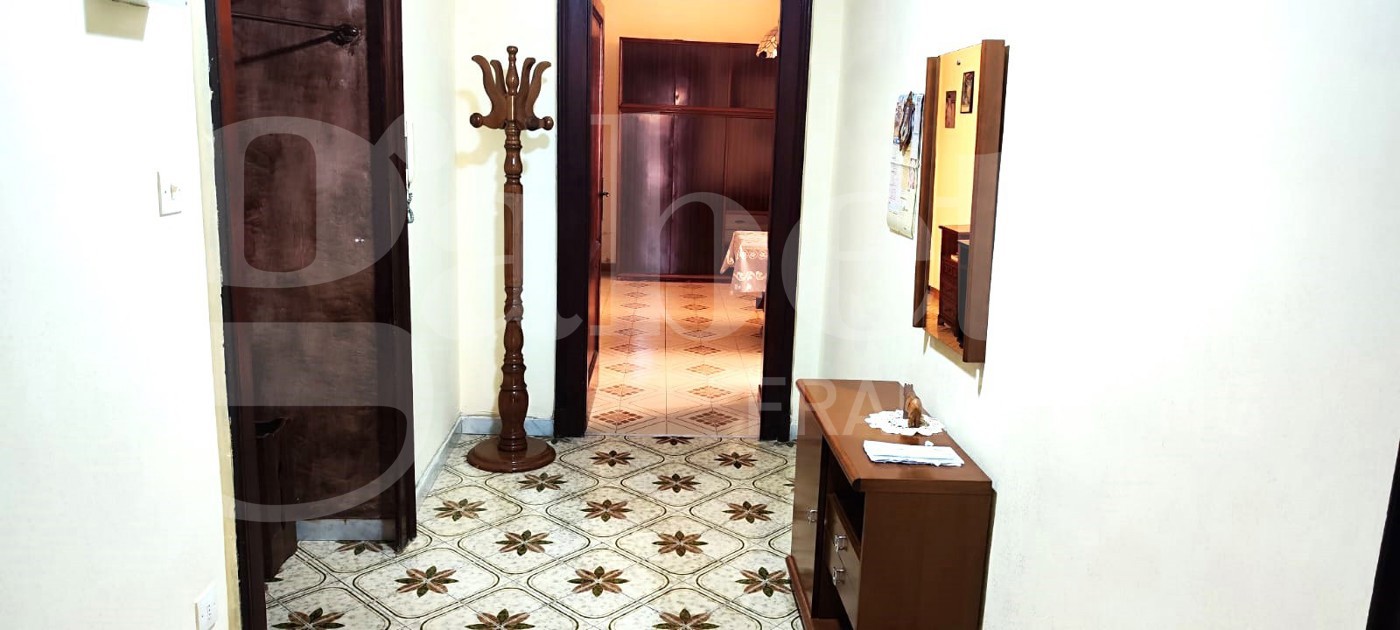 Quadrilocale da ristrutturare a Napoli