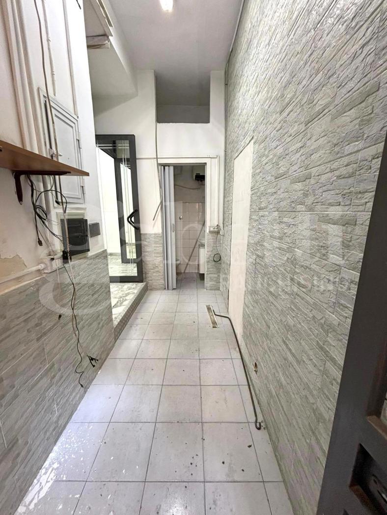 Negozio in vendita a Napoli