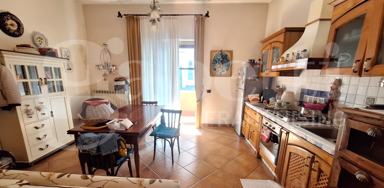 Appartamento in vendita a Napoli